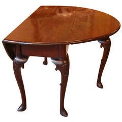 Small George II Period Mahogany Cabriole Legged Drop-Leaf Table