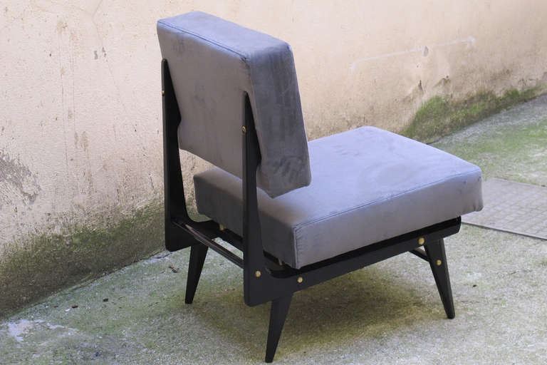 Pair of armchairs 50 years, black lacquered wood, velvet fabric, designed in the style of Ico Parisi, in perfect condition.