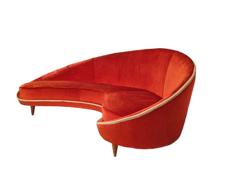 Italian Spectacular curved sofa, design Gigi Radice,