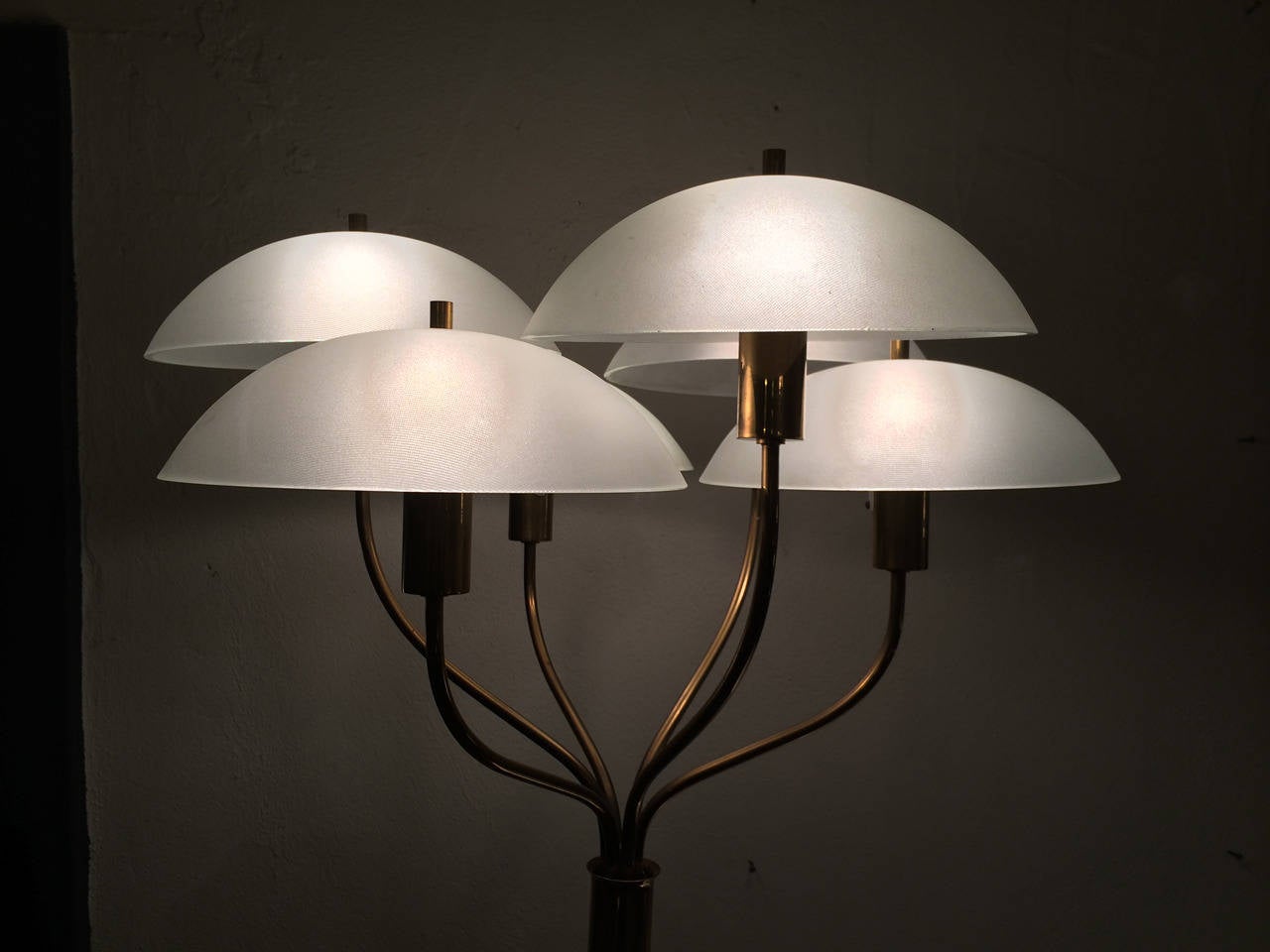 Extraordinary Floor Lamp Attributed to Fontana Arte