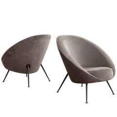 Rare paire de chaises longues 813 "Egg" par Ico & Luisa Parisi
