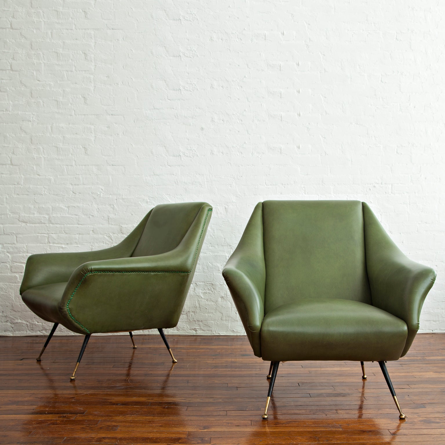 Pair of Lounge Chairs by Gio Ponti
