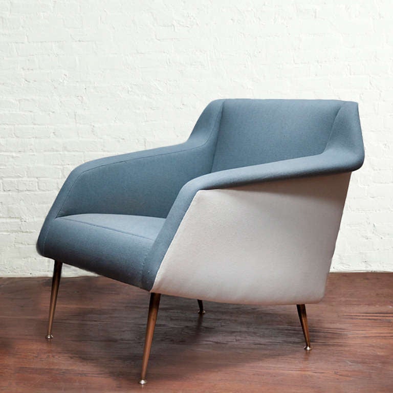 Model no. 802 Upholstered Lounge Chair by Carlo De Carli, Italy 1954, manufactured by Cassina for Singer & Sons

LITERATURE: De Gutry & Maino, Il Mobile Italiano Degli Anni 40 e 50, Laterza, Rome, 2010, pp.133, 159
