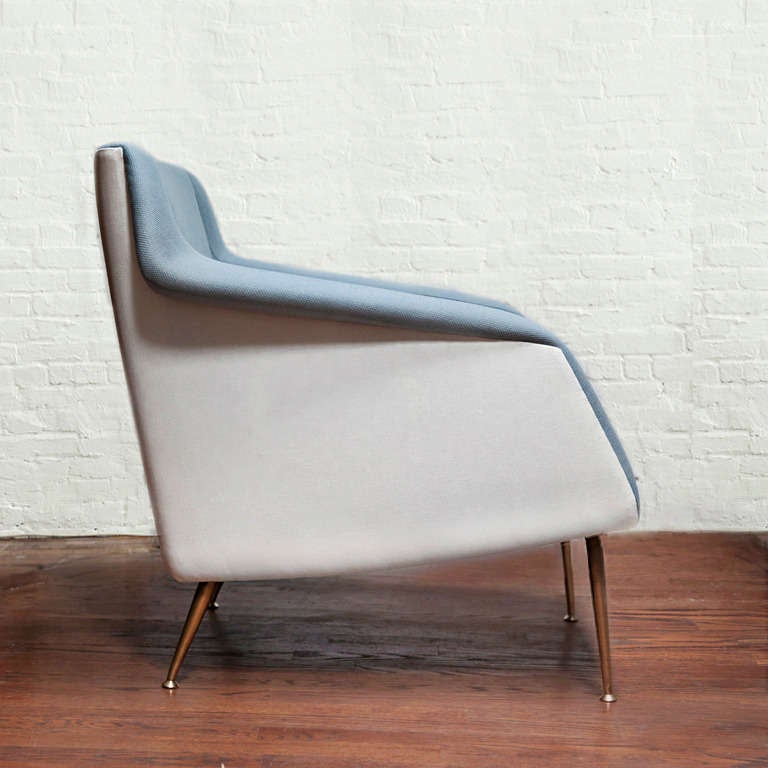 Italian Model no. 802 Lounge Chair by Carlo De Carli