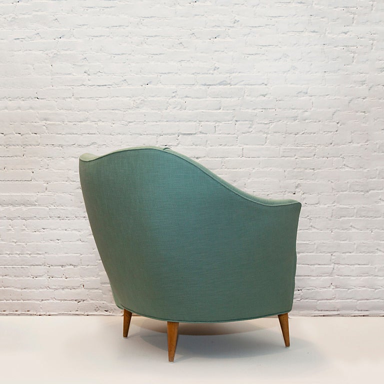 Mid-20th Century Pair of Upholstered Lounge Chairs by Gio Ponti