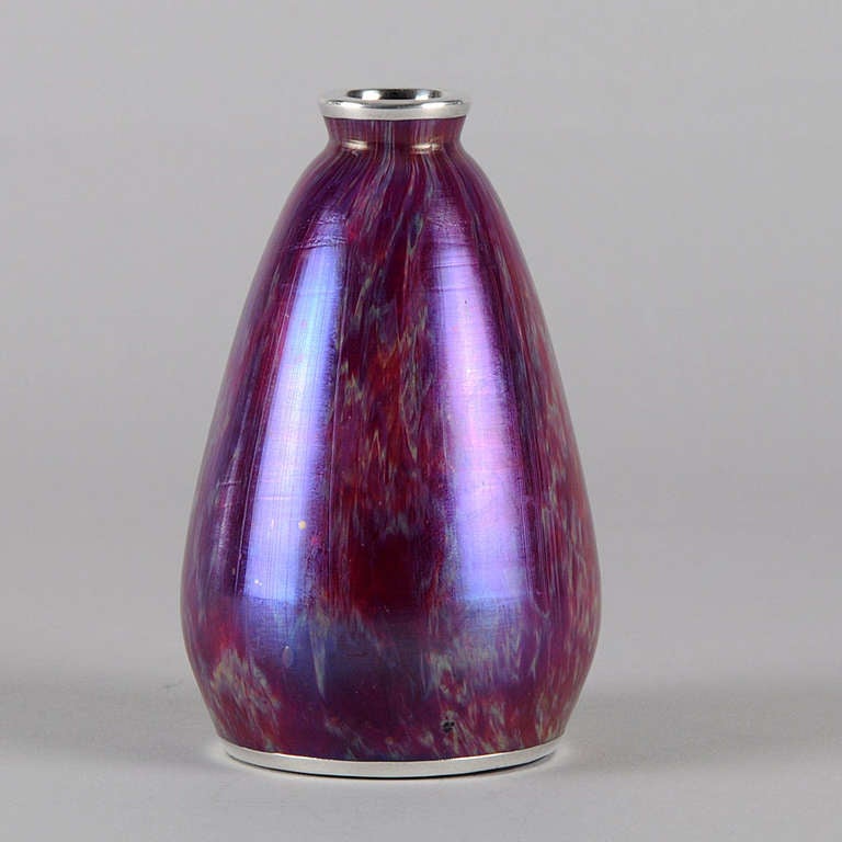 Loetz early 20th C Lilac Secessionist Art Nouveau Glass Vase In Excellent Condition For Sale In London, GB
