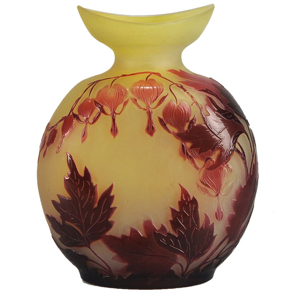 Hearts Cameo Vase For Sale