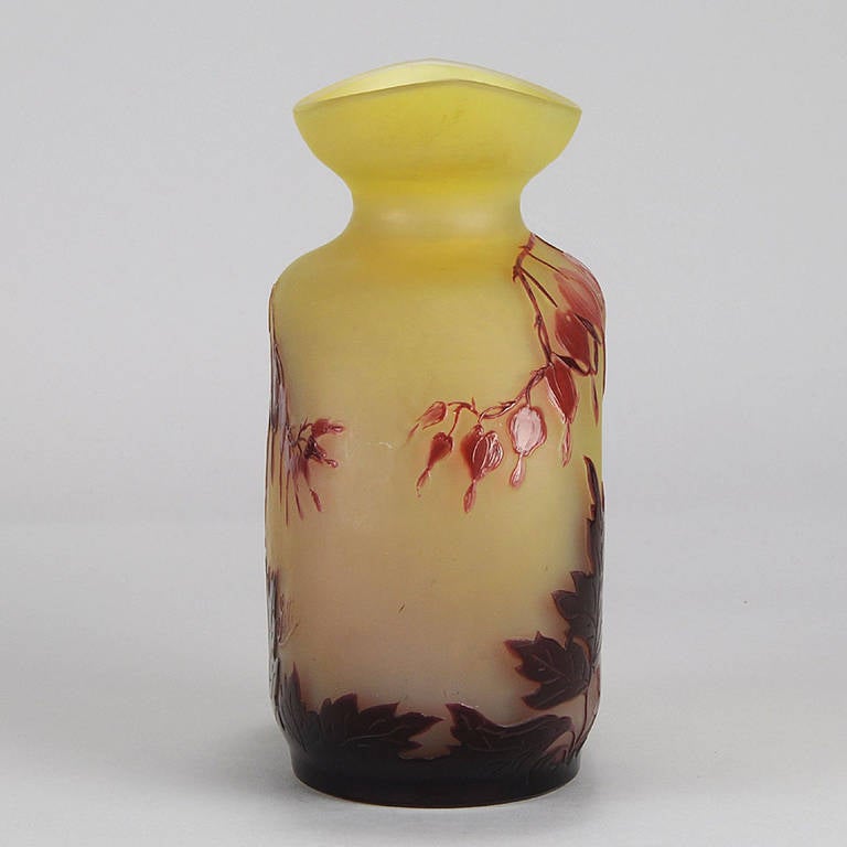 19th Century Hearts Cameo Vase For Sale