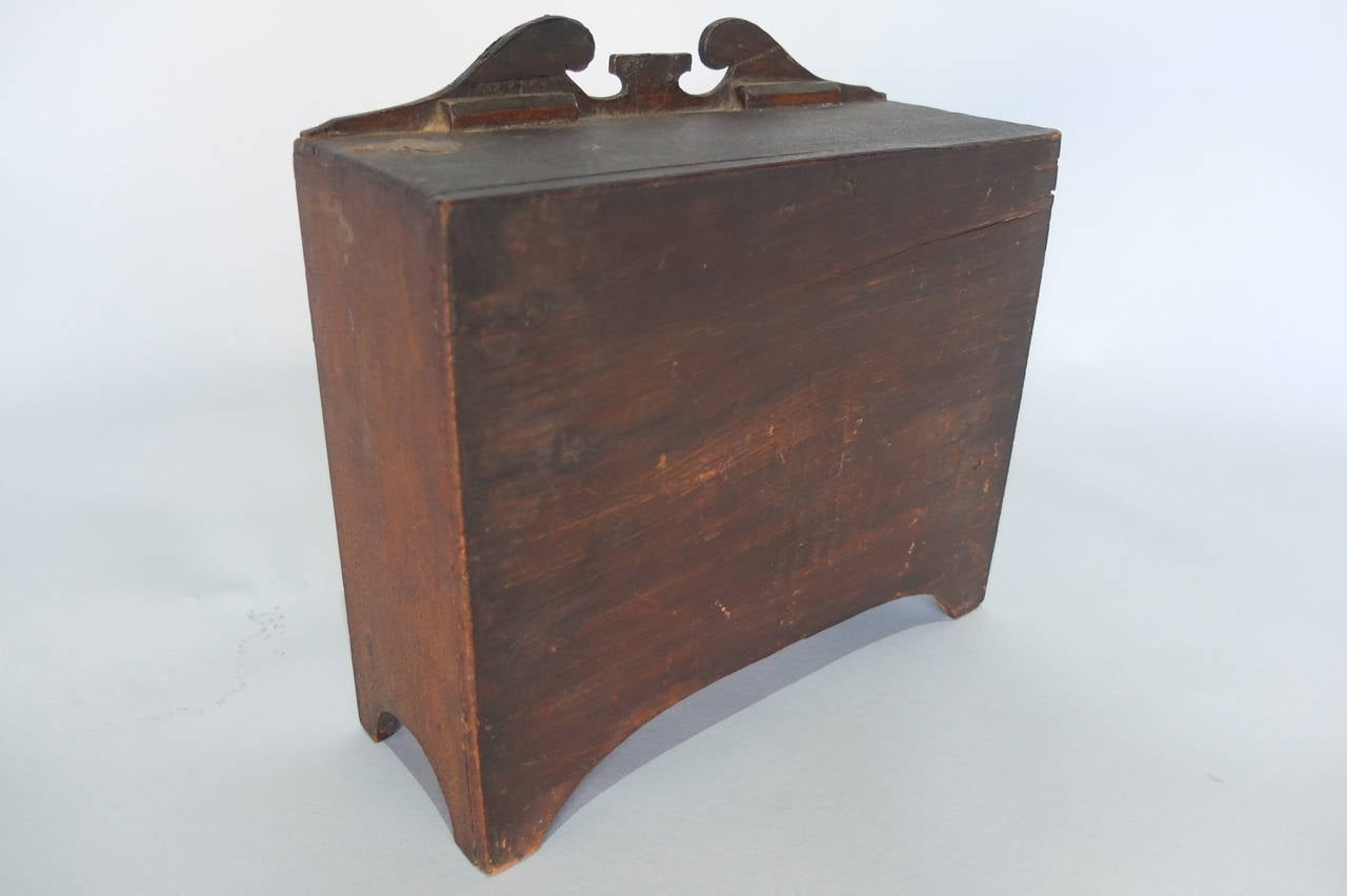 Rare Cased Naive Model of a Tea Clipper, circa 1830 In Excellent Condition For Sale In Sundridge, GB