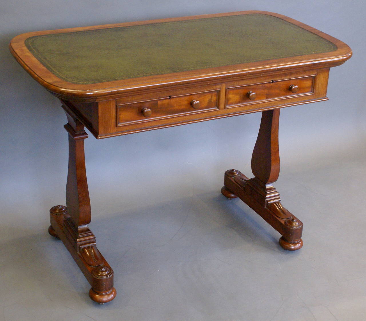 Victorian Fine Quality Writing Table, Possibly by Holland & Sons For Sale