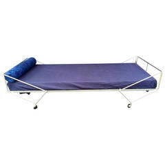 Apta Daybed