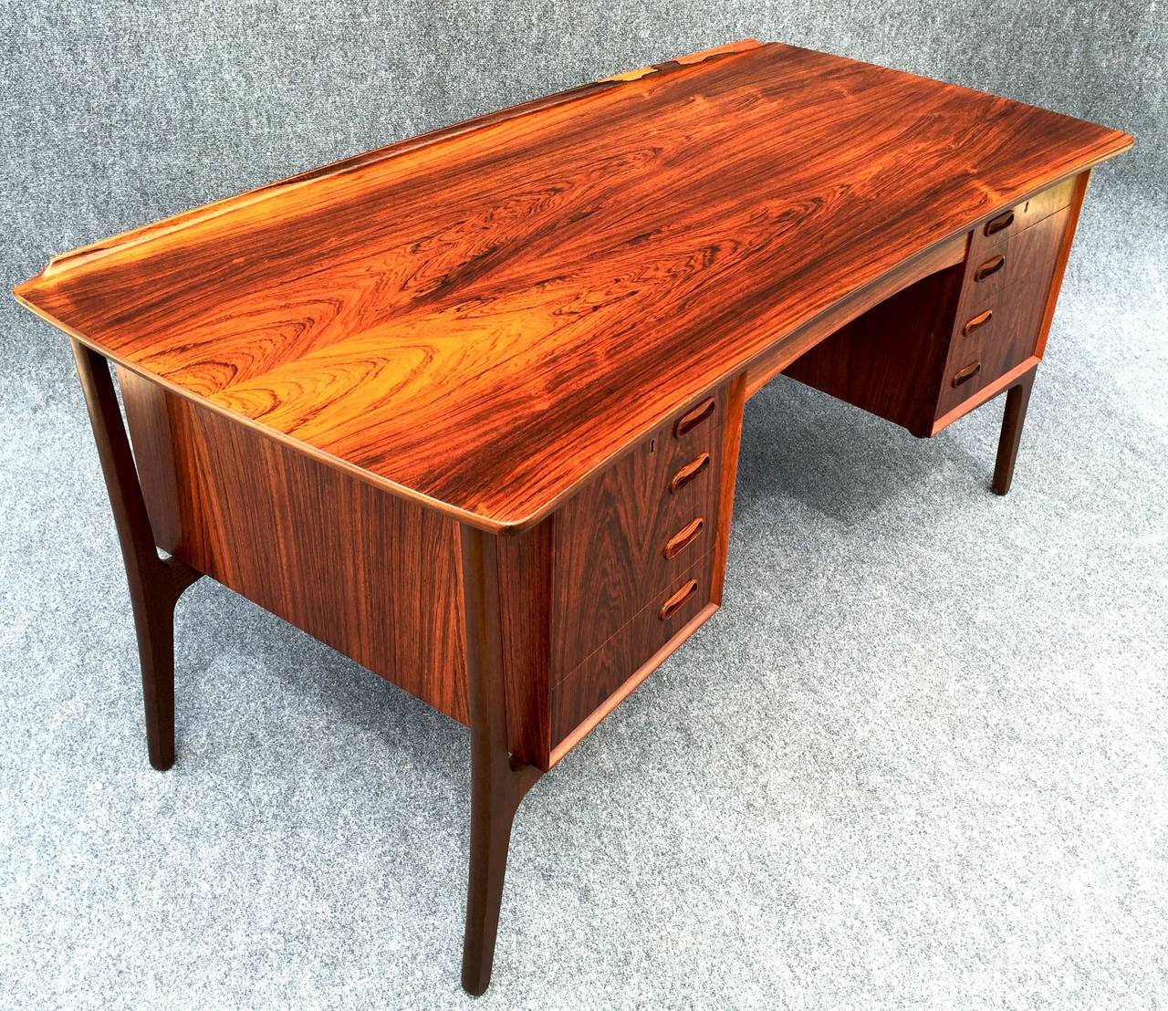 Curved Danish Rosewood Desk by Svend Aage Madsen 2