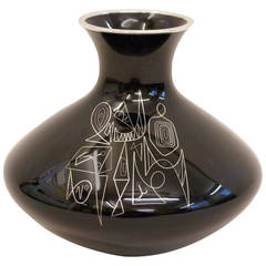 An Ando, Japanese,  modernistic cloisonné vase