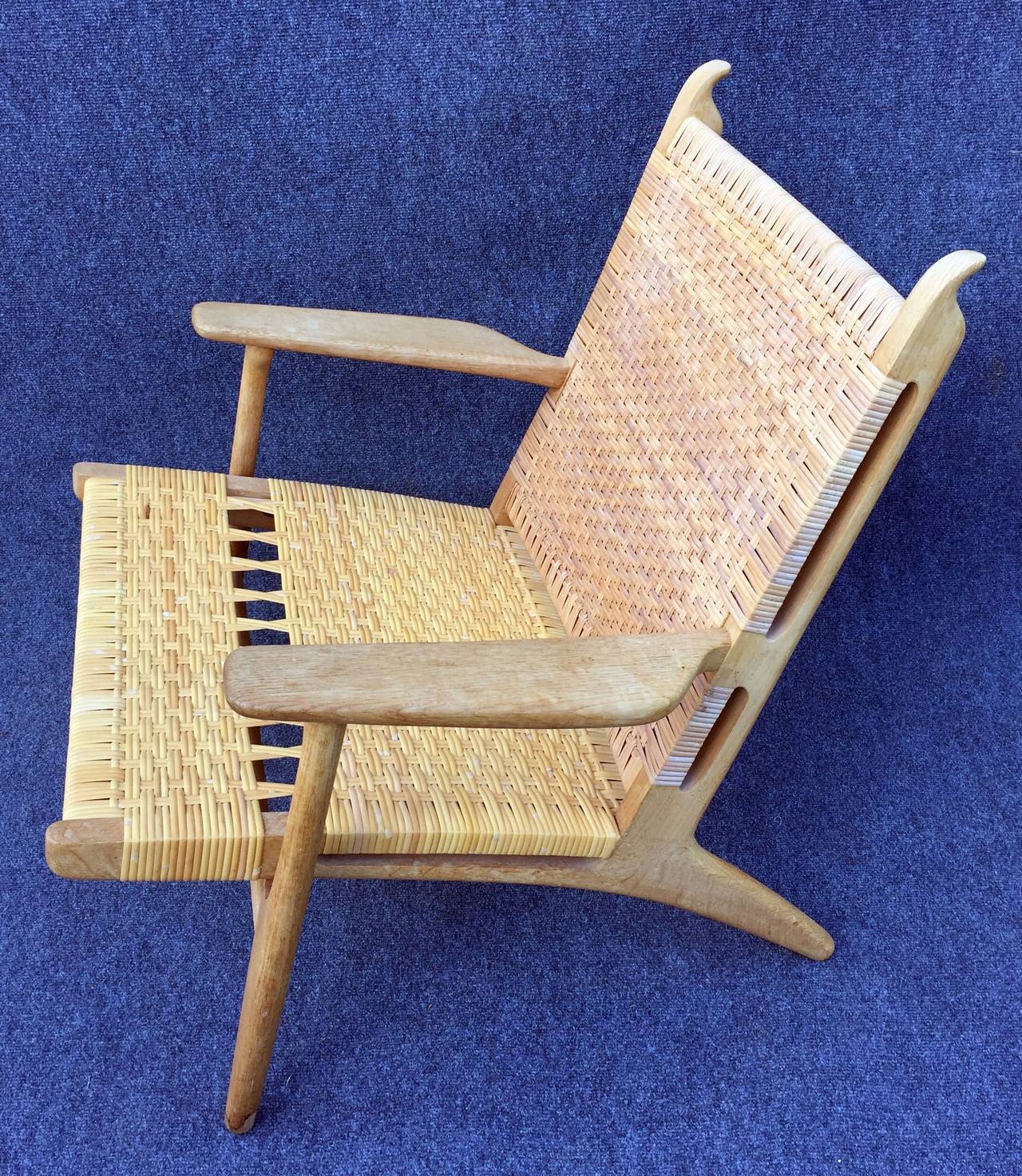 Mid-Century Modern CH27 Chair by Hans J. Wegner in Oak and Cane