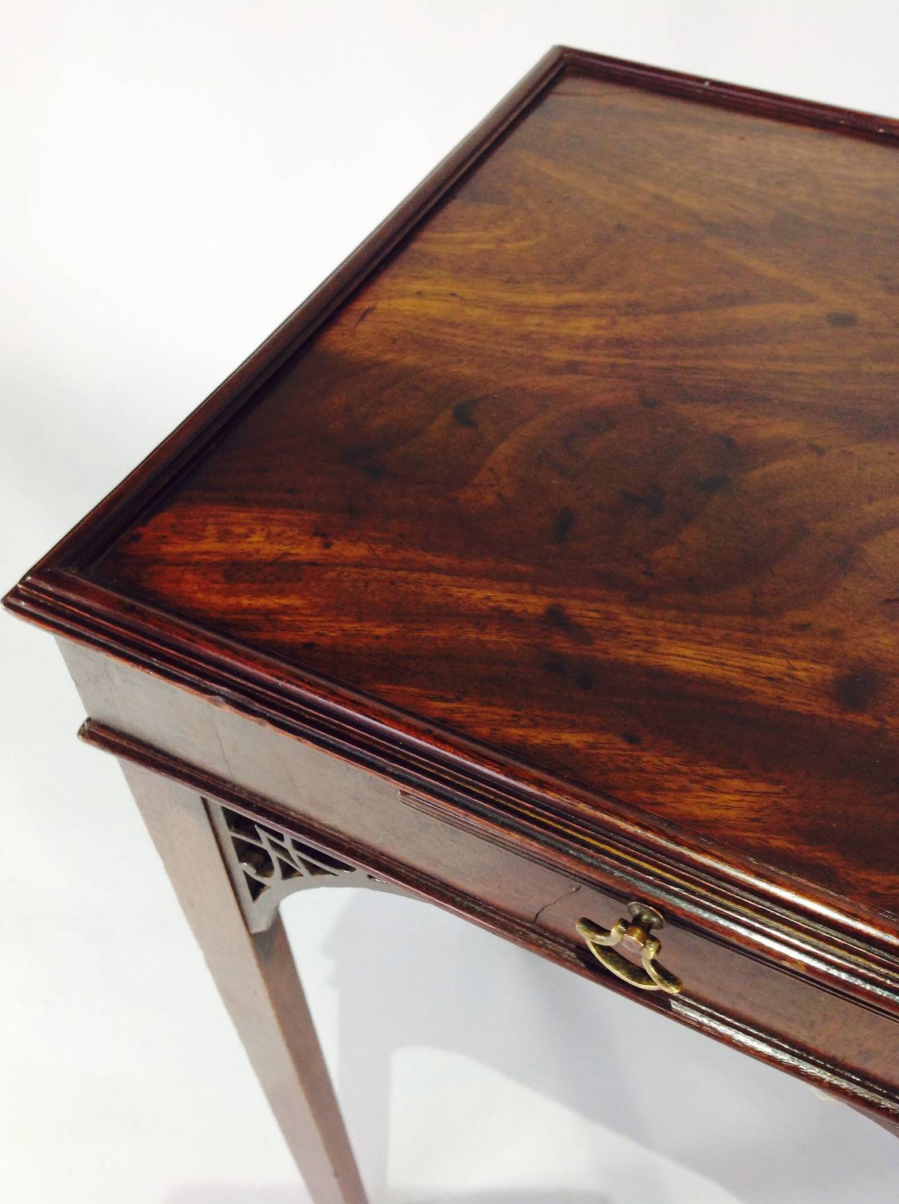 Mid-18th Century A good Chippendale period mahogany urn or kettle stand