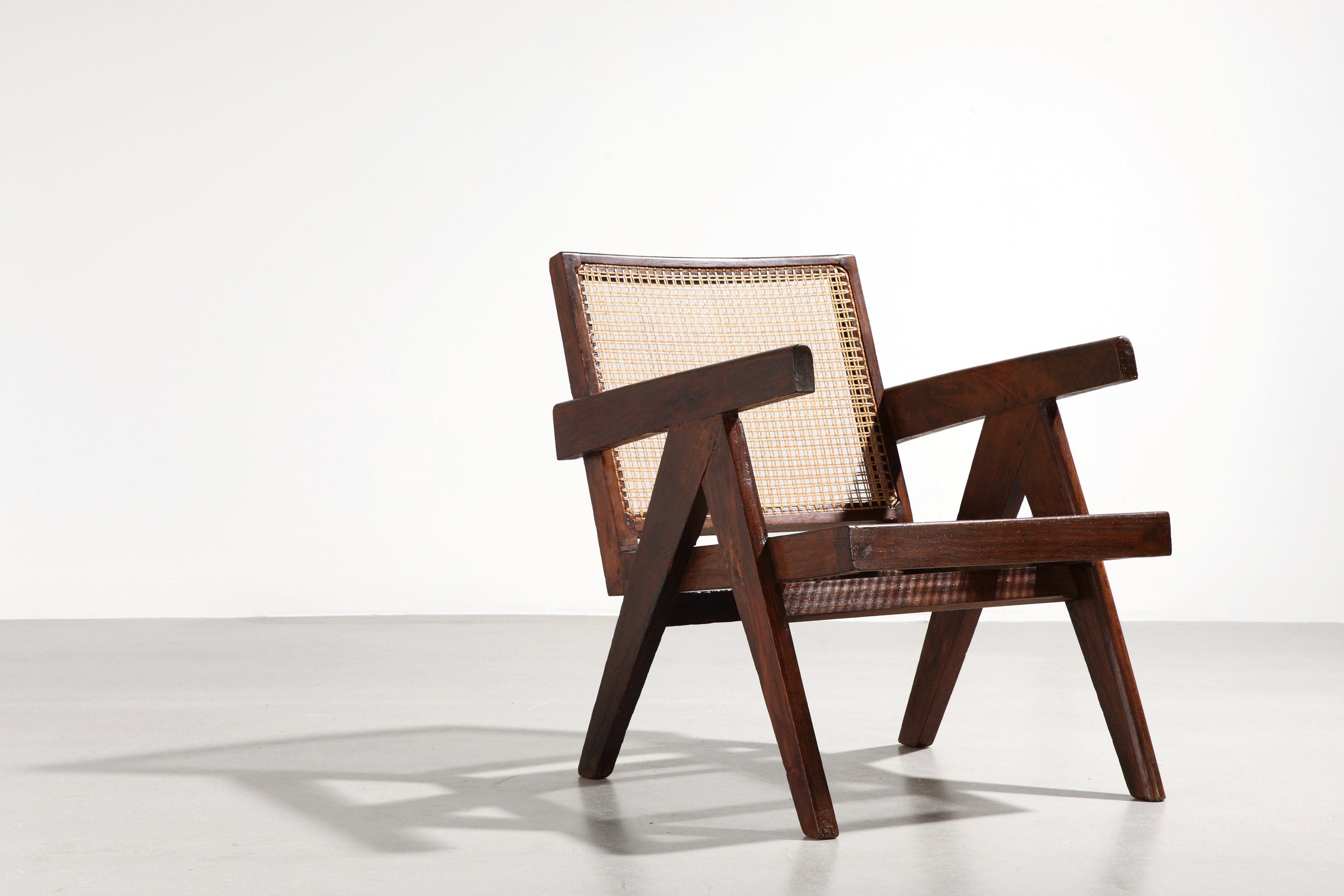 "Easy" armchair, 1952-56 by Pierre Jeanneret For Sale