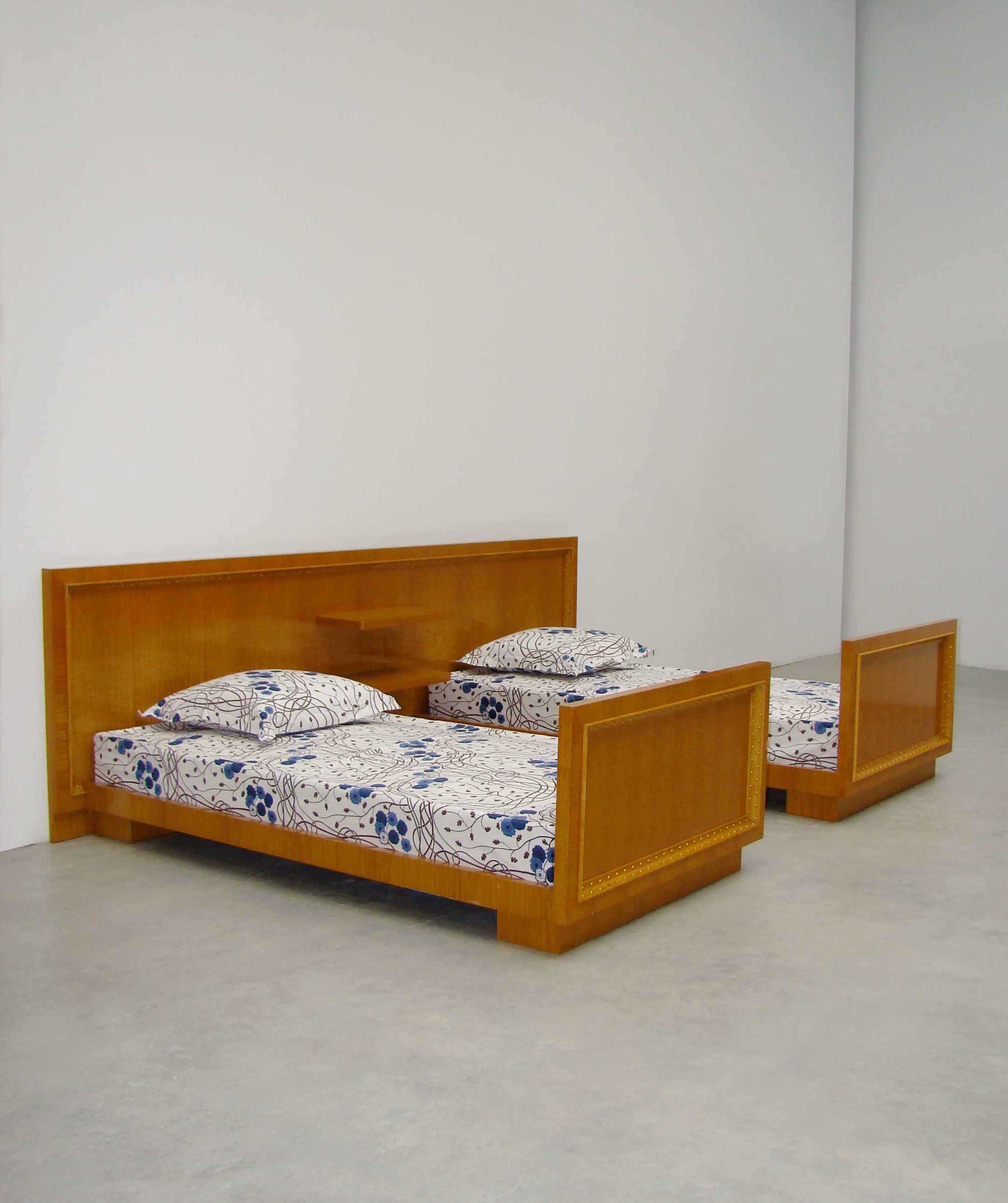 Beds, ca.1962 by Jean Royère For Sale