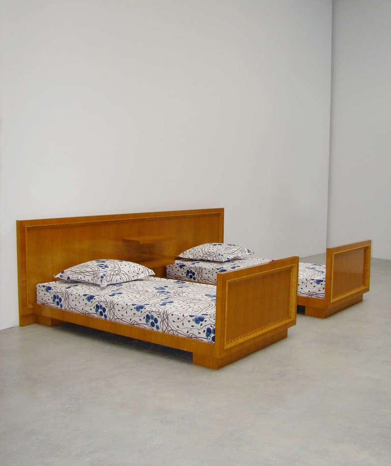 Beds, ca.1962
Lemon tree
91 x 301 x 202 cm
