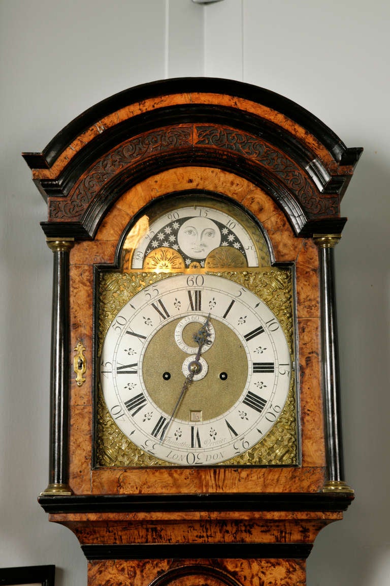 london clock with seconds