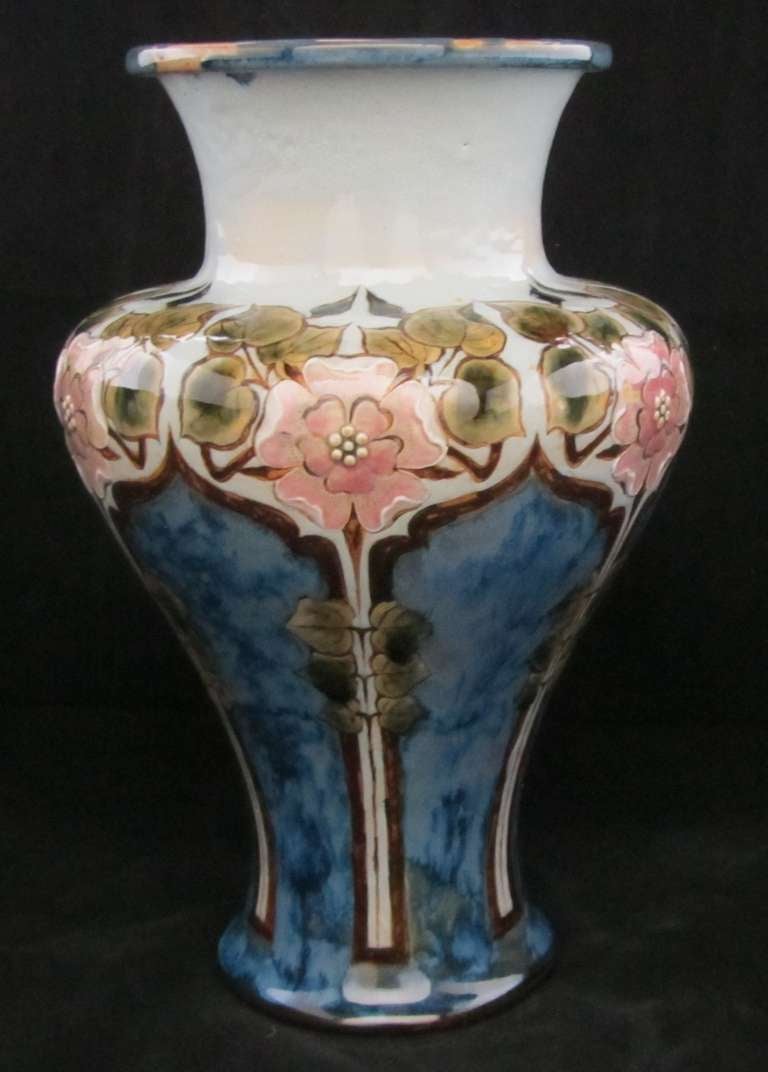 Doulton Art Nouveau Vase In Excellent Condition For Sale In Gloucestershire, GB