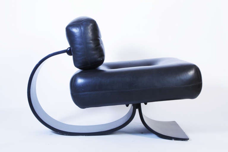 Brazilian Easy Chair 0N1 and Foot-Rest by Oscar Niemeyer