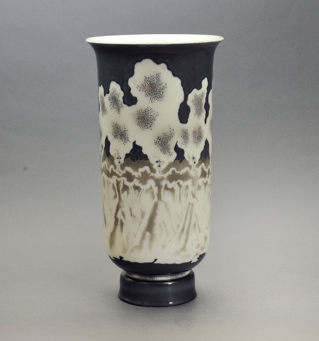 1937 Manufacture Nationale de Sevres Art Deco Vase In Excellent Condition In Paris, FR