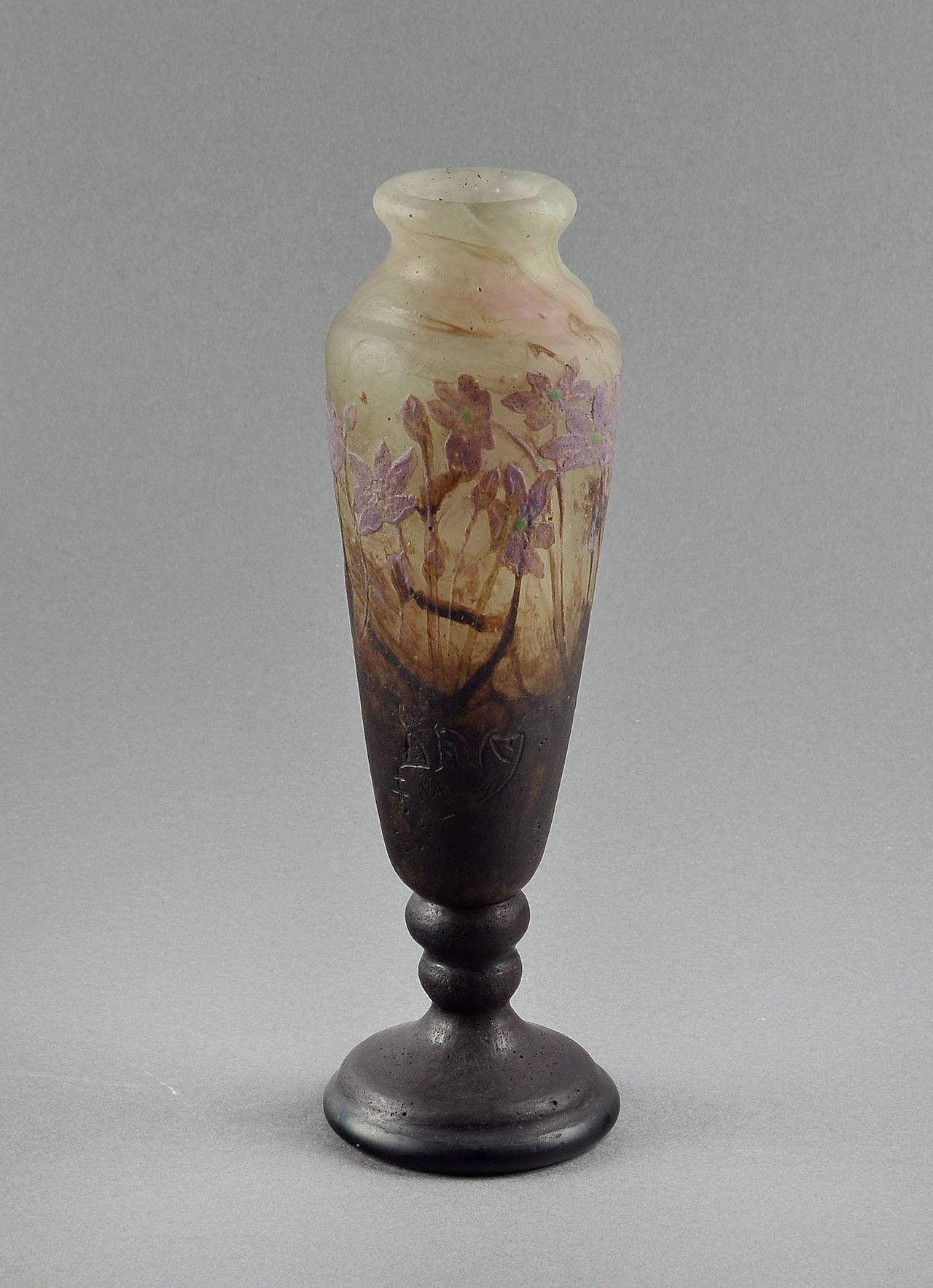 Very Rare Daum Nancy Acid-Etched and Internally Decorated Vase In Excellent Condition In Paris, FR