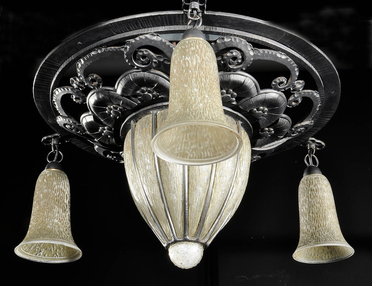 Beautiful Art Deco Delatte chandelier circa 1925 in wrought iron and acid etched glass. The wrought iron is not signed so the maker is unknown but the quality is really exceptional and higher compare to usual wrought iron mounts ….... Edgar Brandt ,