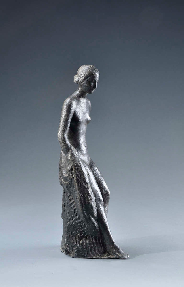Art Deco Henry Parayre -Rare Sculpture in hammered melted lead dated 1930 For Sale