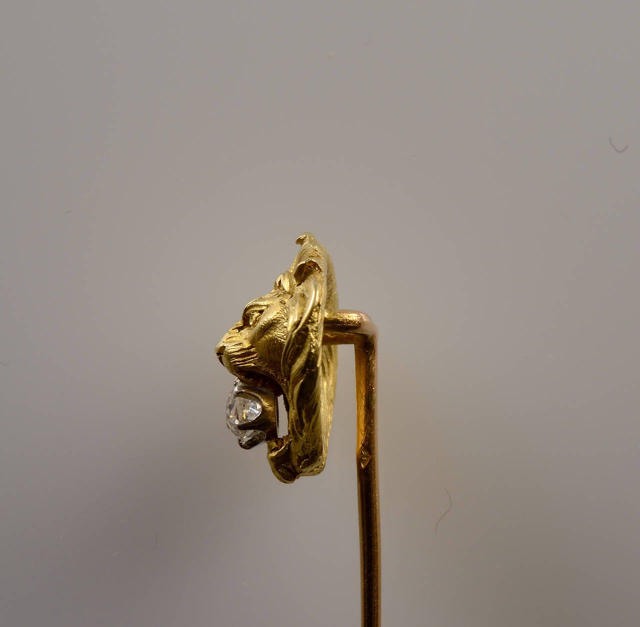 Épingle à cravate en or et diamants René Boivin Excellent état - En vente à Paris, FR