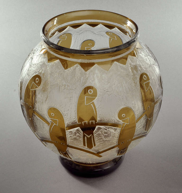 Mid-20th Century Exceptional Daum Nancy Vase with a Frieze of Parrots For Sale