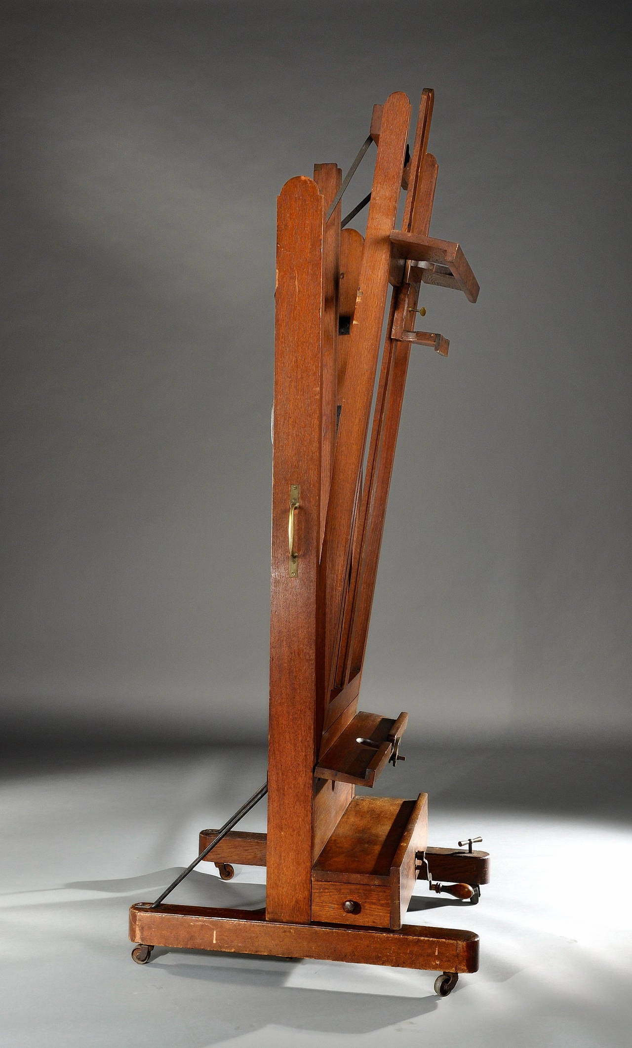 French 19th Century Oak and Metal Easel for Paintings For Sale