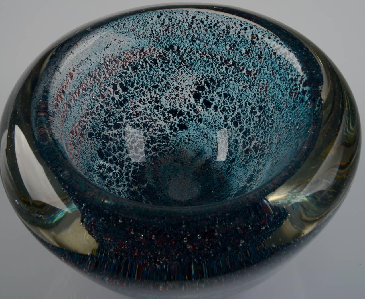 Andre Thuret Art Deco Internally Decorated Bowl, circa 1940 For Sale 1