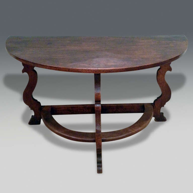 Italian Pair of Walnut Console Tables For Sale