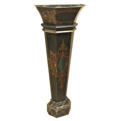 Pedestal Jardiniere