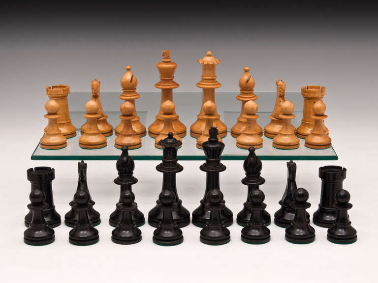 Staunton Chess Set