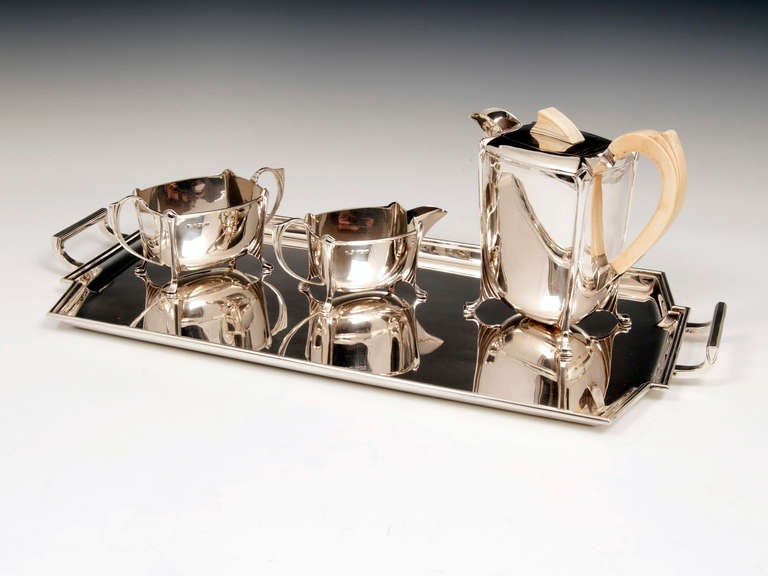 Art Deco Silver serving Tray  by Frank Cobb & Co. In Excellent Condition For Sale In Northampton, United Kingdom