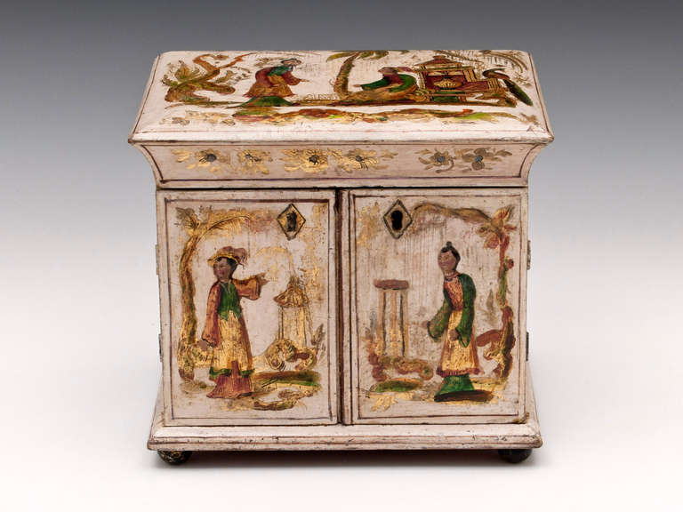 Antique Regency Japanned Chinoiserie Sewing Cabinet In Excellent Condition In Northampton, United Kingdom