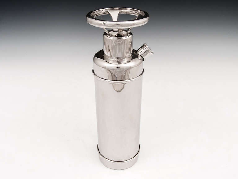 Vintage Cocktail Shaker In Good Condition In Northampton, United Kingdom