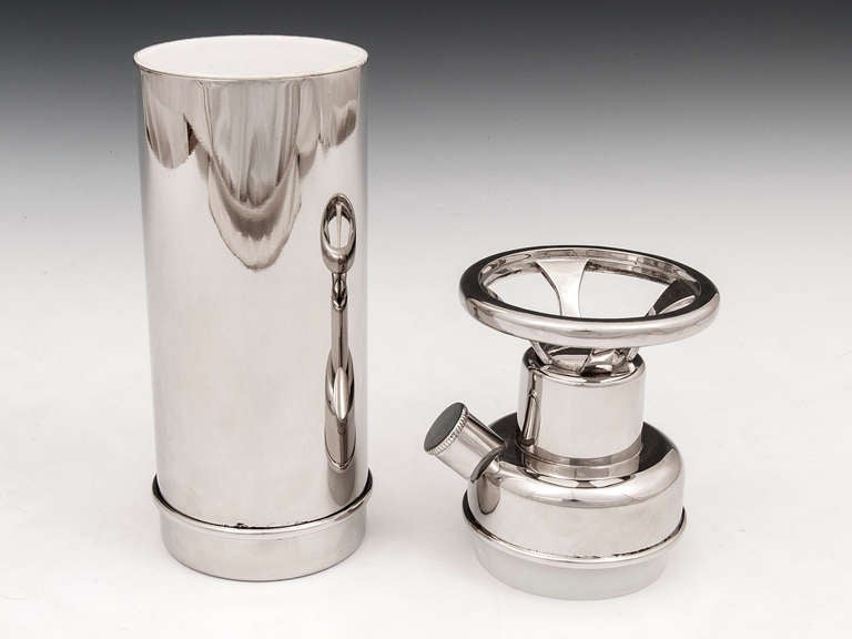 Mid-20th Century Vintage Cocktail Shaker