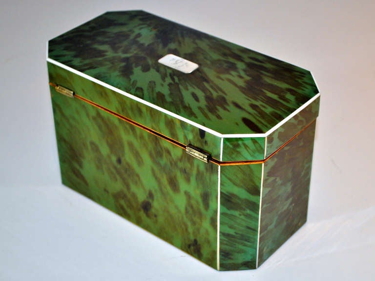 Green Tortoiseshell Tea Caddy In Excellent Condition In Northampton, United Kingdom