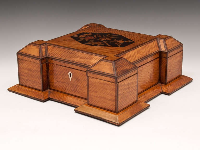 Architectural Satinwood Box In Excellent Condition In Northampton, United Kingdom