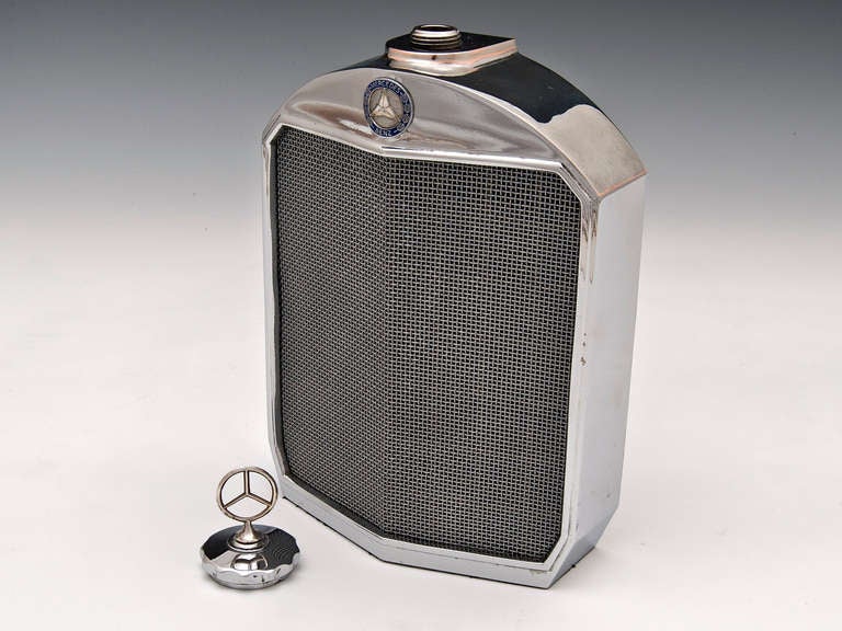 Chrome Mercedes Radiator Grill Decanter