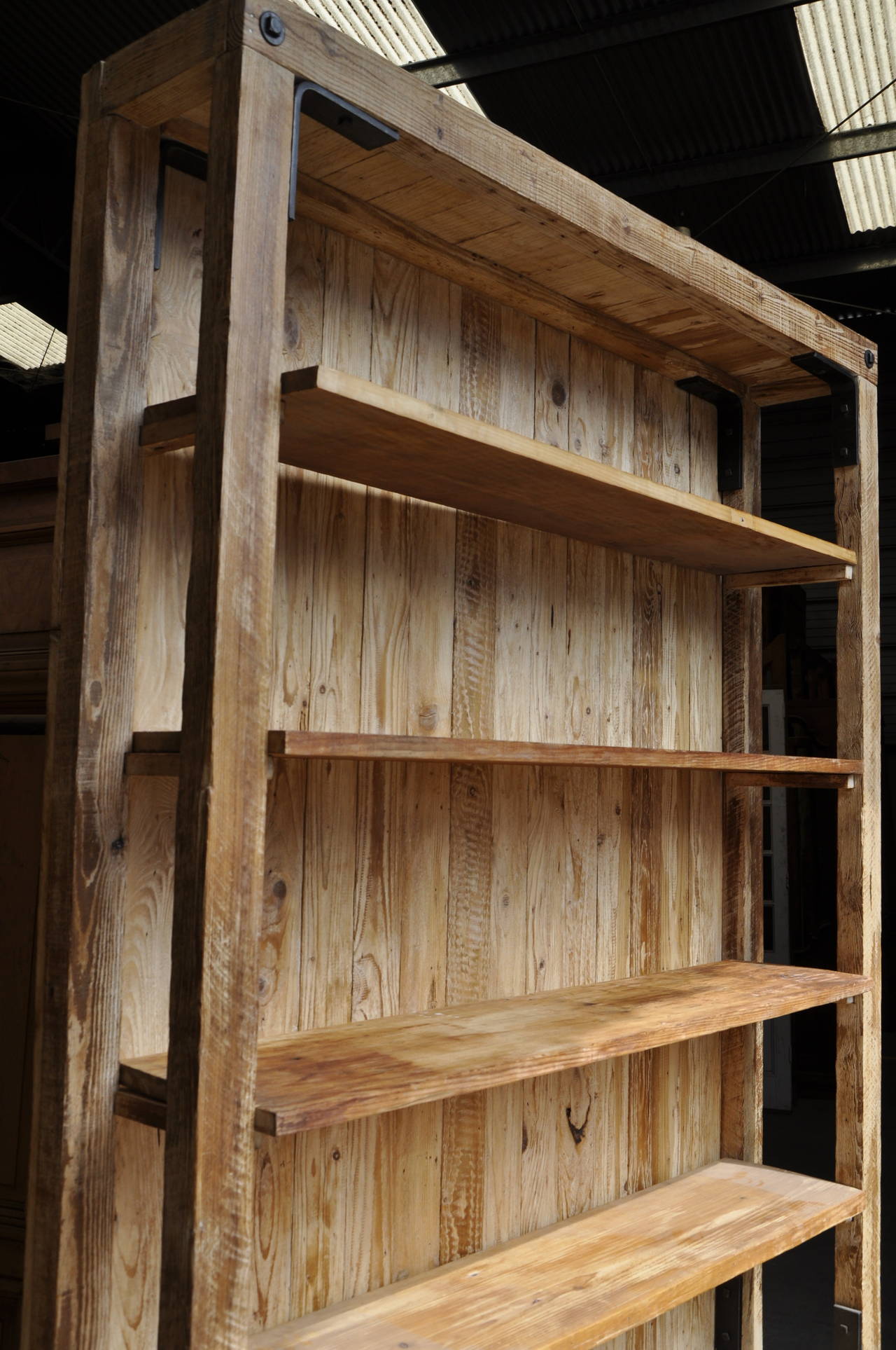 Rustic Antique Wooden Shelf With Bottom Drawers