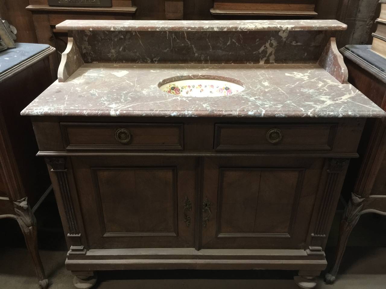 Antique Vanity For Sale at 1stDibs