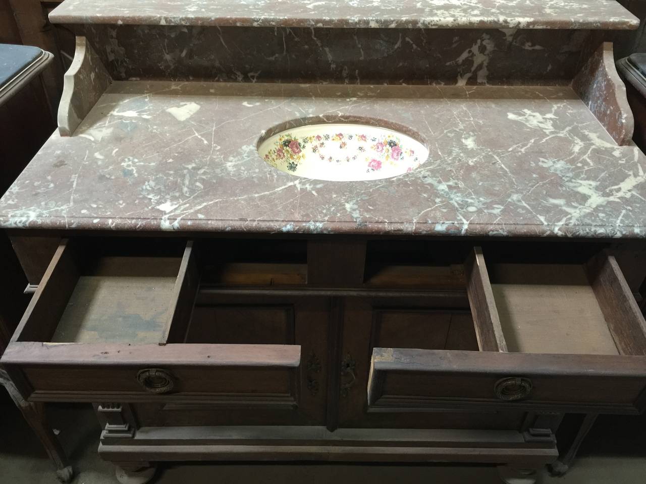 Antique Vanity For Sale at 1stDibs