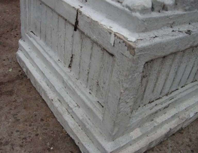 Cement Unique Moulding In Good Condition In Jersey City, NJ