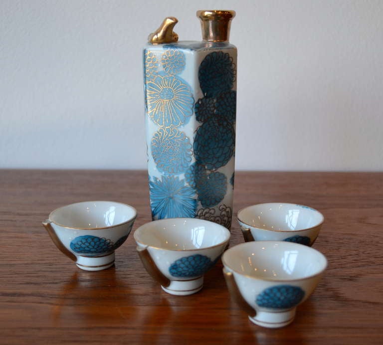 beautiful hand painted sake set by kutani, kameda japan.