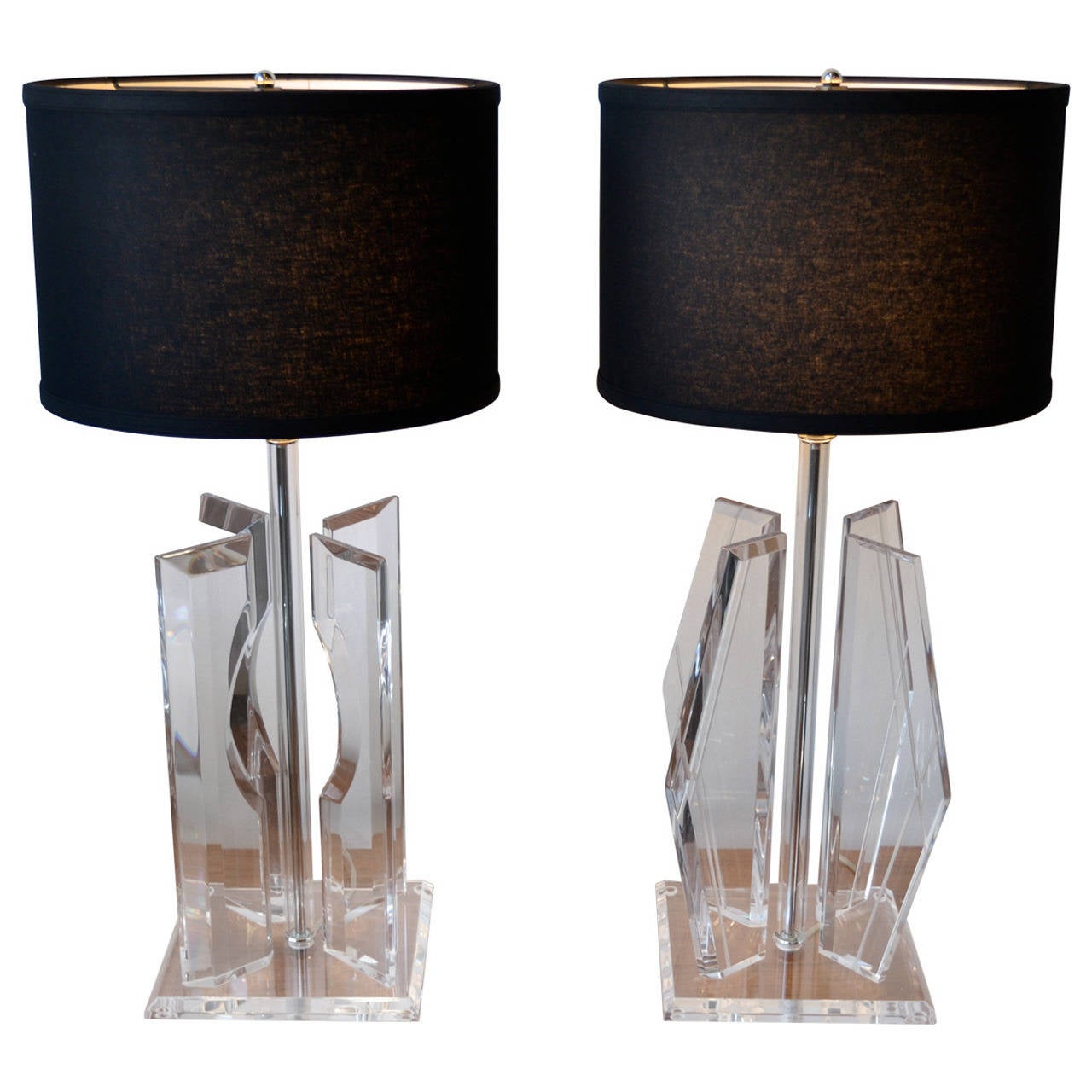 Pair of Mid Century Modern Sculptural Lucite and Chrome Table Lamps