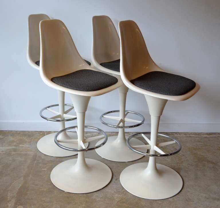 4 Eero Saarinen Style Swivel Barstools